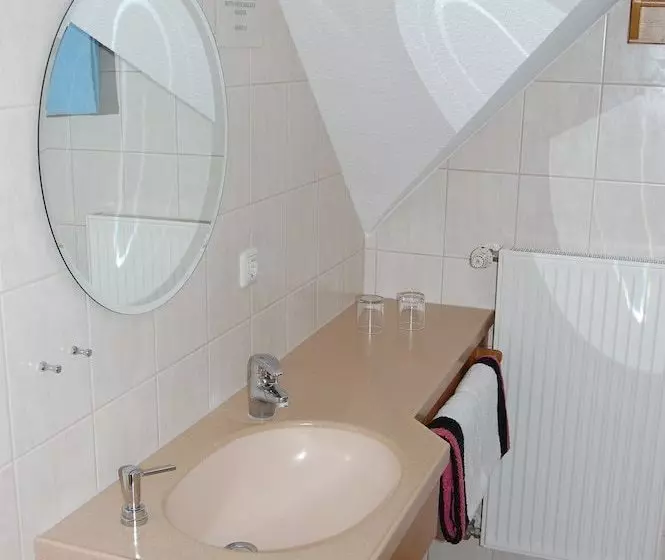 Majatalo Gasthof Juraschenke