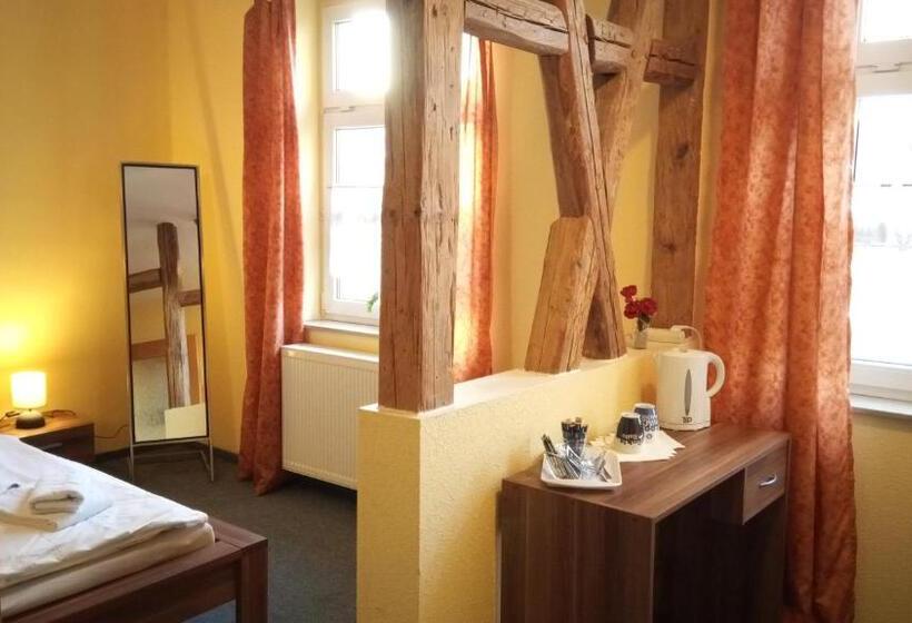 Majatalo Gasthof Zur Rose