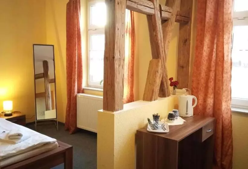 پانسیون Gasthof Zur Rose