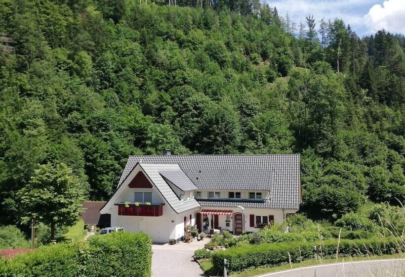 Pretty Apartment In Oppenau Near Black Forest National Park