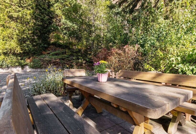 Cosy Apartment In Menkhausen Near The Ski Area