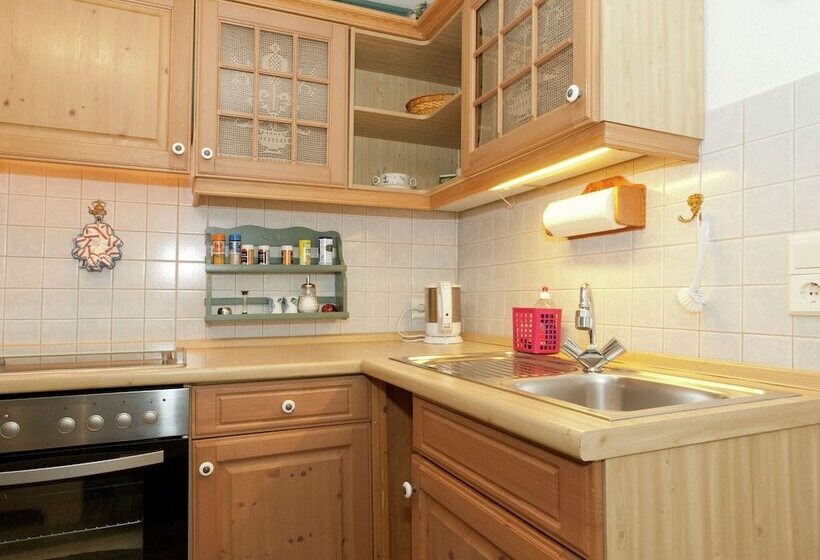 Cosy Apartment In Menkhausen Near The Ski Area