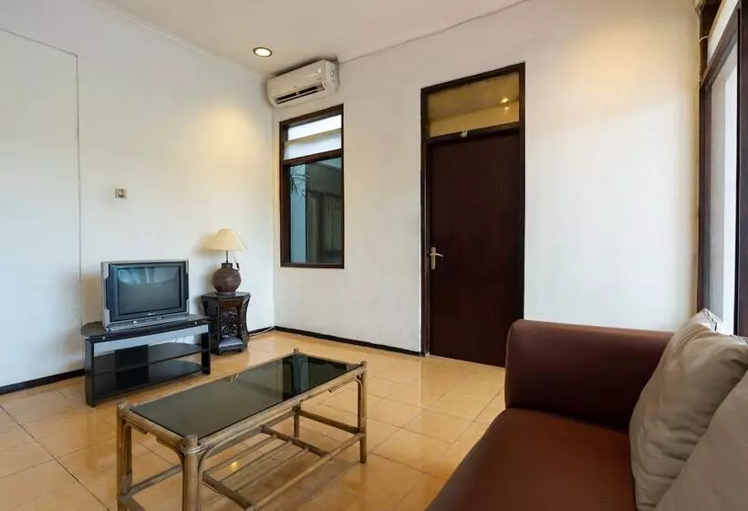 ユースホステル Wanawiyata Homestay By Oyo Rooms