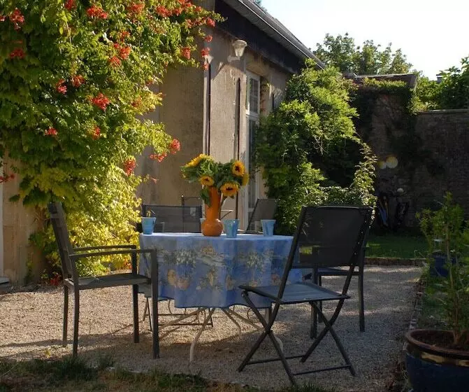 Aamiaismajoitus (B&B) La Maison D'arthure