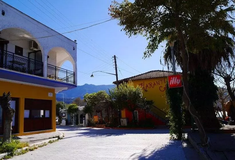 Captain S Beach Apartments