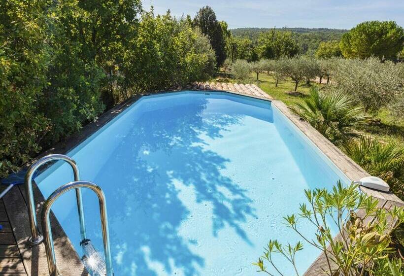 Modern Holiday Home With Private Pool