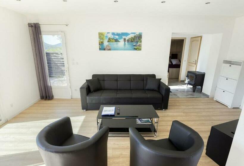 Modern Holiday Home With Private Pool