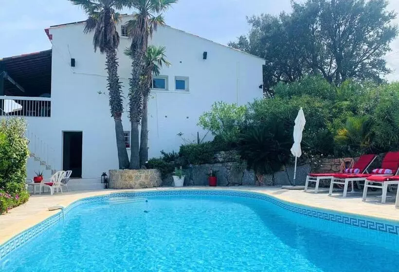 Gorgeous Villa Les Issambres With Swimming Pool