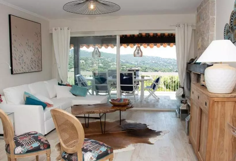 Gorgeous Villa Les Issambres With Swimming Pool