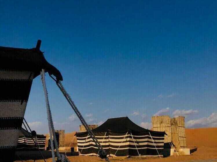 هتل Wahiba Bedouin Rustic Camp