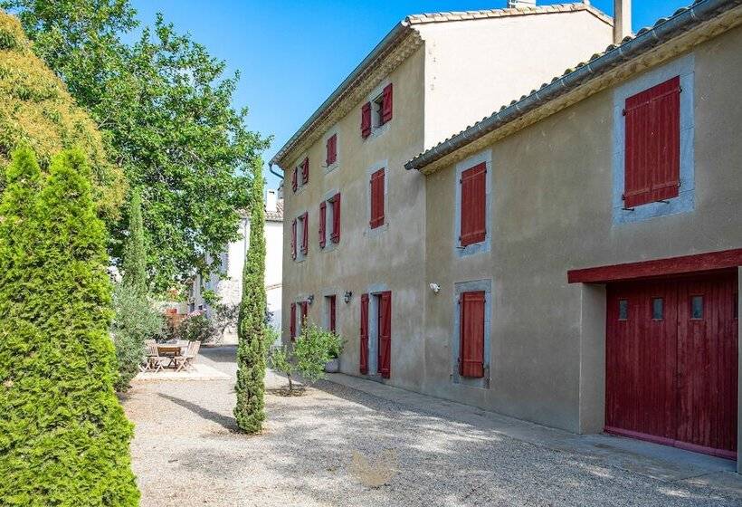 פנסיון La Maison Vigneronne