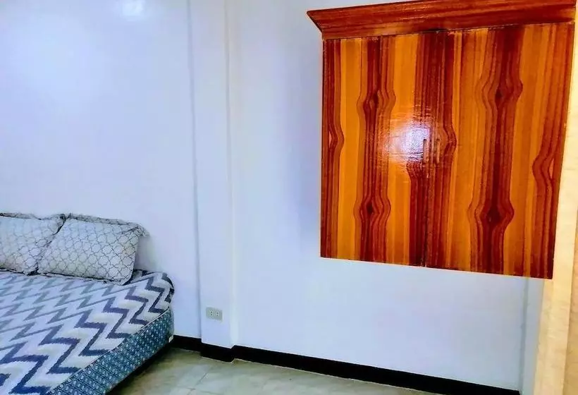 پانسیون Villa Felicisima Resort Siargao