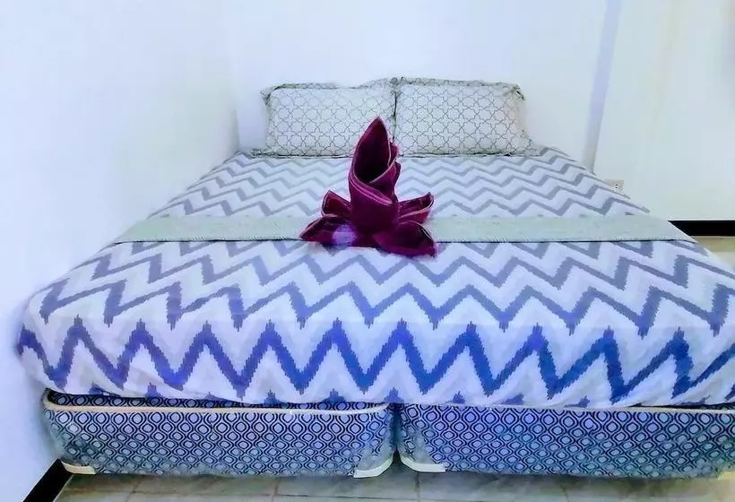پانسیون Villa Felicisima Resort Siargao