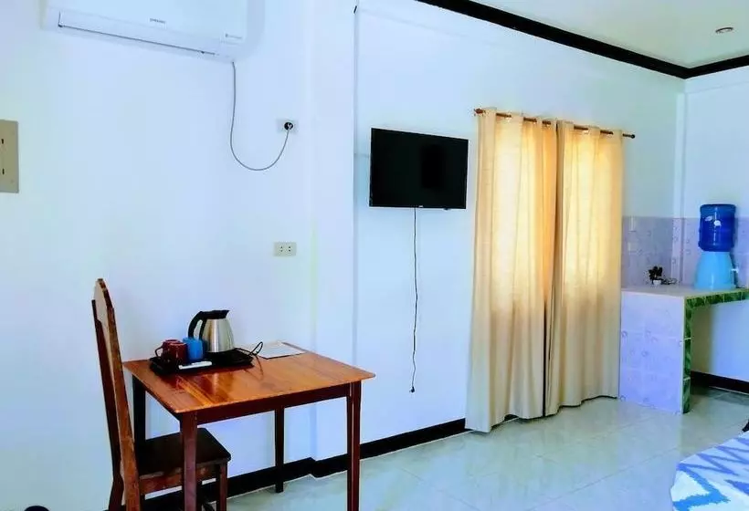 پانسیون Villa Felicisima Resort Siargao