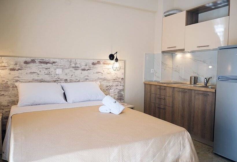 Sinodinos Deluxe Apartments