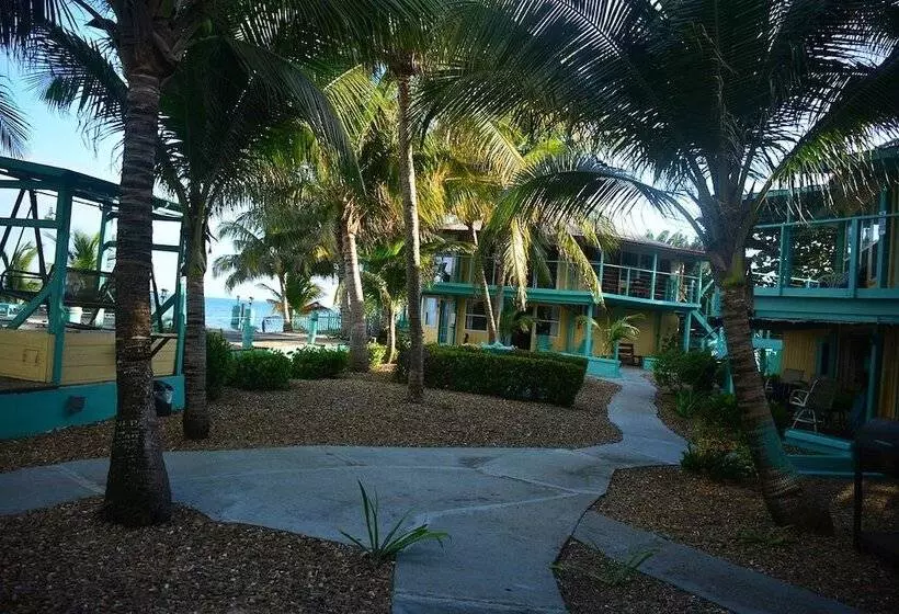 The Nautical Inn Resort
