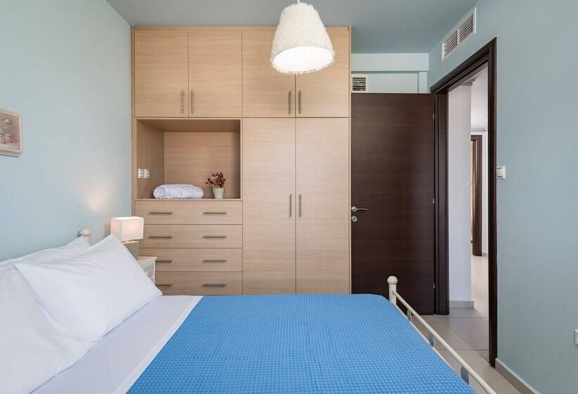 Beautiful Pool Villa For Relaxing Family Holidays