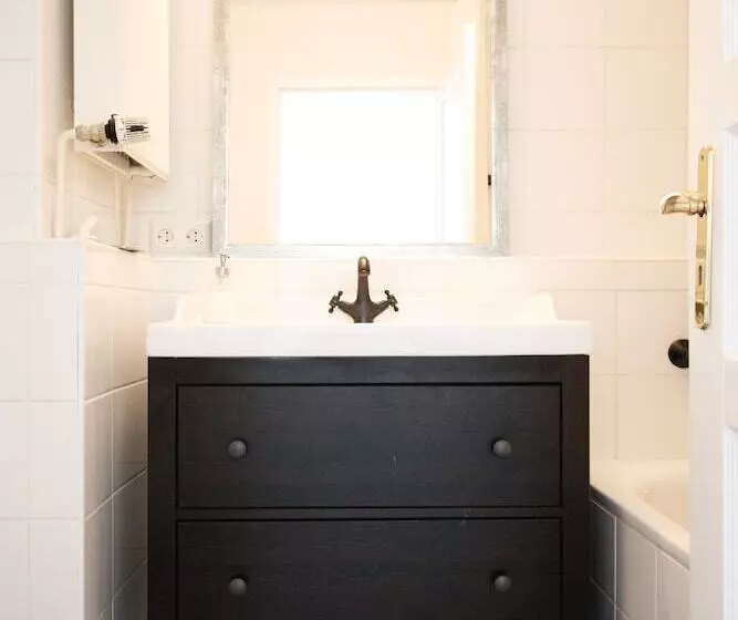 Boutique Charme Apartments 10