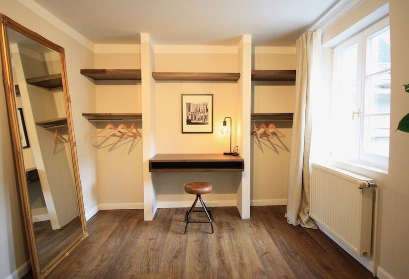 Boutique Charme Apartments 10