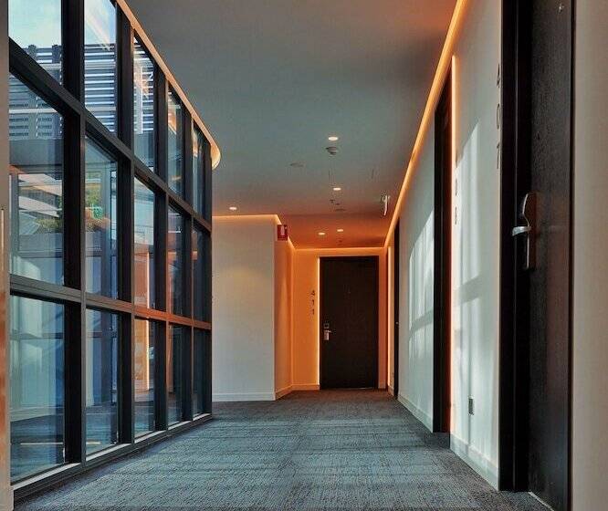 Clarion Apartments South Melbourne