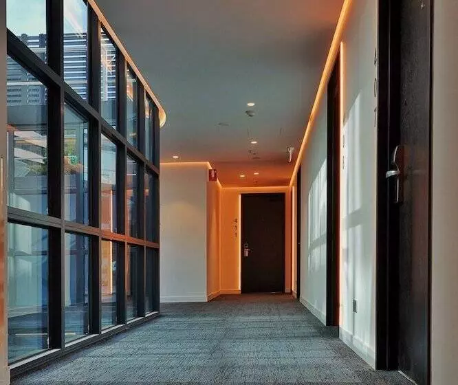 Clarion Apartments South Melbourne