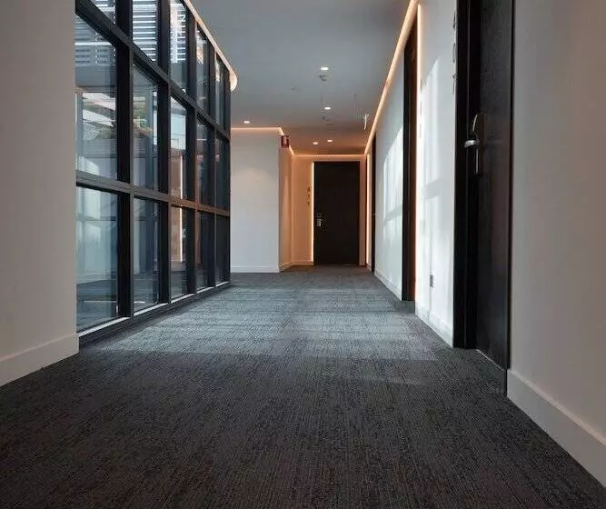 Clarion Apartments South Melbourne