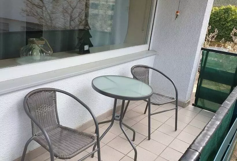Family Suites & Parking