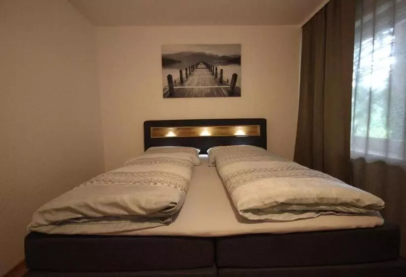Family Suites & Parking