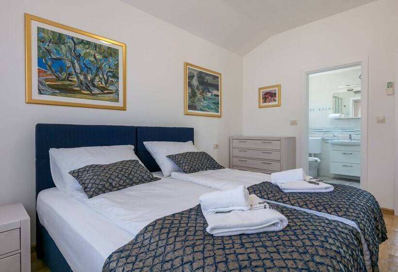 Family Villa Makarac Perfect Place To Get Away And Relax