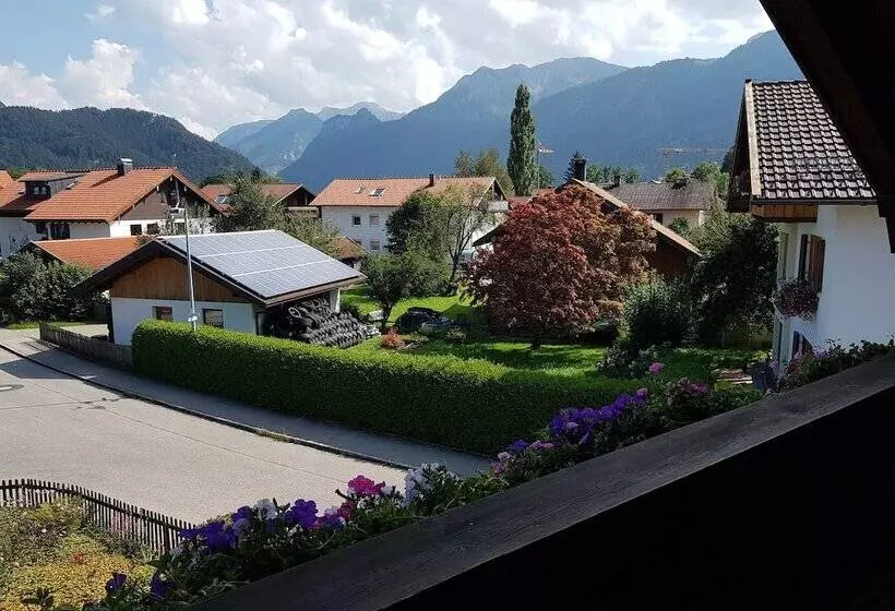 Ferienwohnungen Am Buchbrunnen