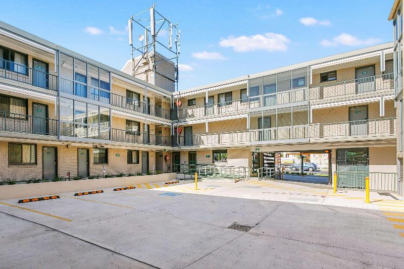 בית מלון כפרי Quality Inn Sunshine Haberfield