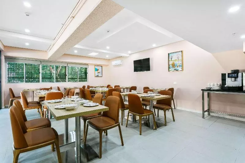 ホテル Quality Inn Sunshine Haberfield