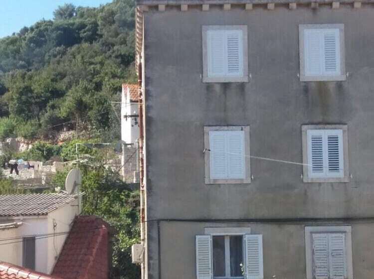 بنسيون Apartments An Ni   Adults Only