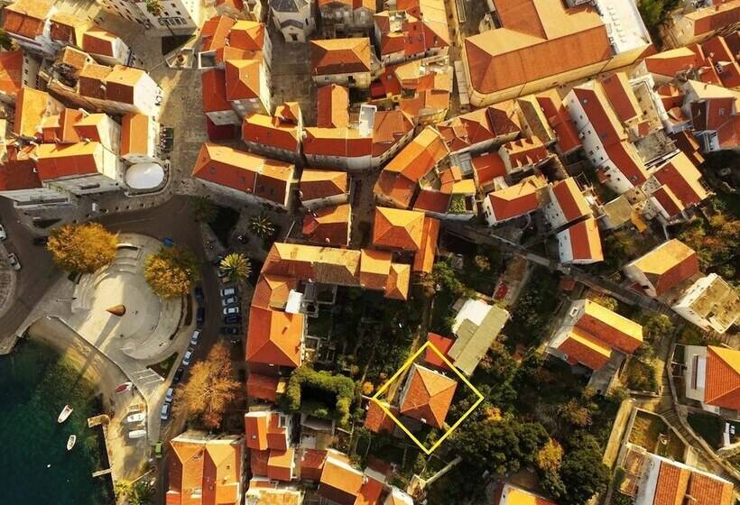 بنسيون Apartments An Ni   Adults Only