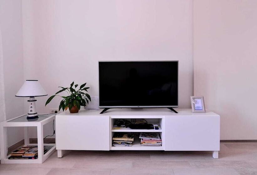 بنسيون Apartments An Ni   Adults Only