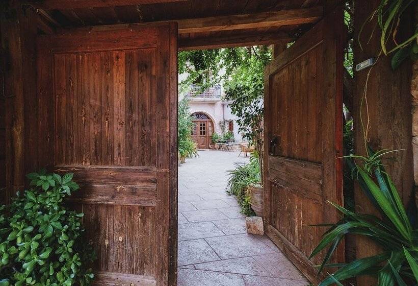 Serene Indoor Pool & Hamam Villa