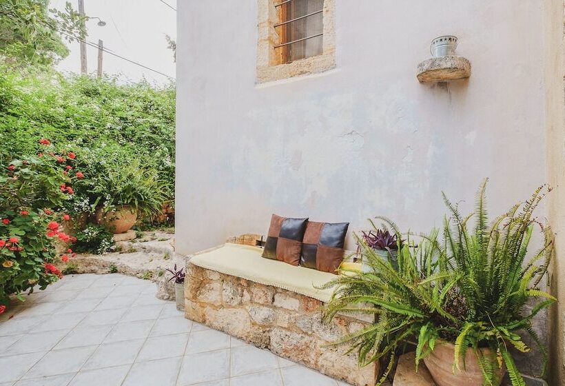 Serene Indoor Pool & Hamam Villa