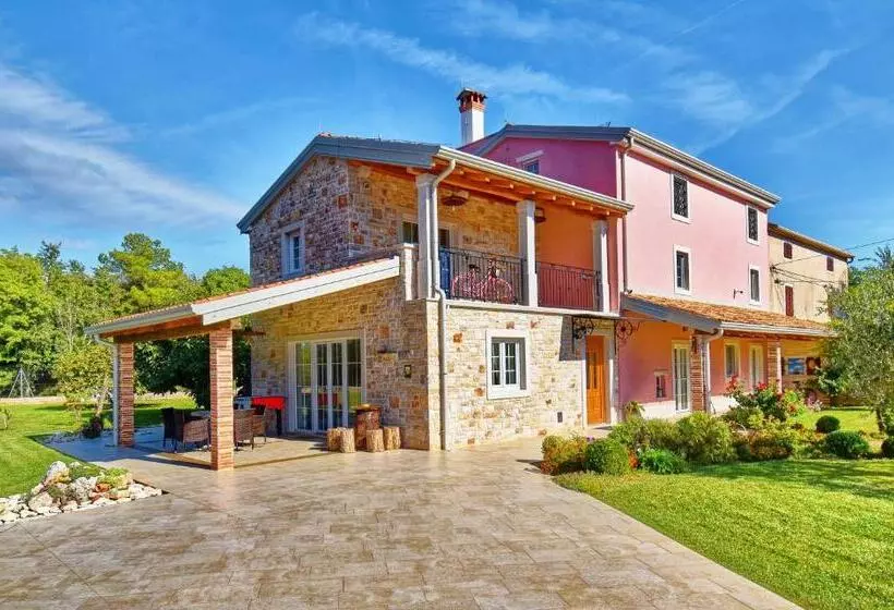 Villa Manuela