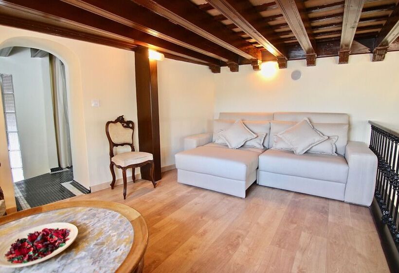 تختخواب و صبحانه El Palace Del Puerto