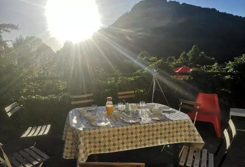 Aamiaismajoitus (B&B) La Maison Sous Le Château