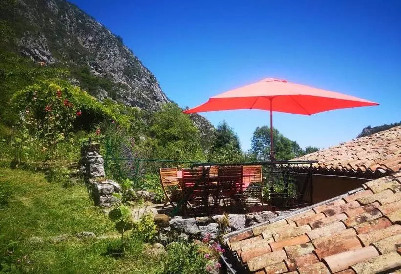 Aamiaismajoitus (B&B) La Maison Sous Le Château