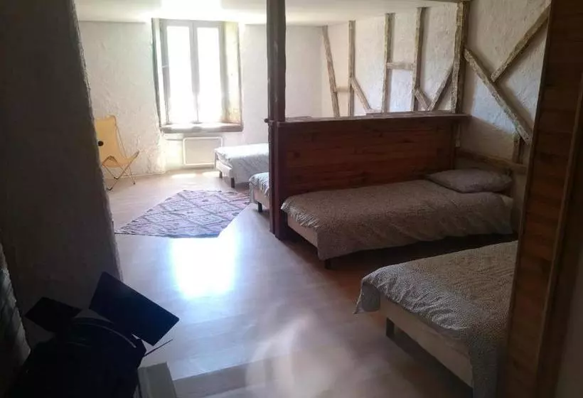 Aamiaismajoitus (B&B) La Maison Sous Le Château