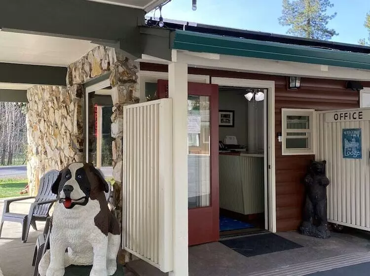 Отель Arnold Meadowmont Lodge