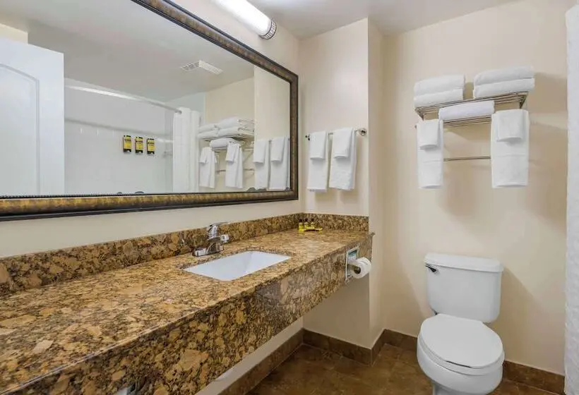 هتل Best Western Plus Universal Inn - Free Shuttle to Universal Studios!