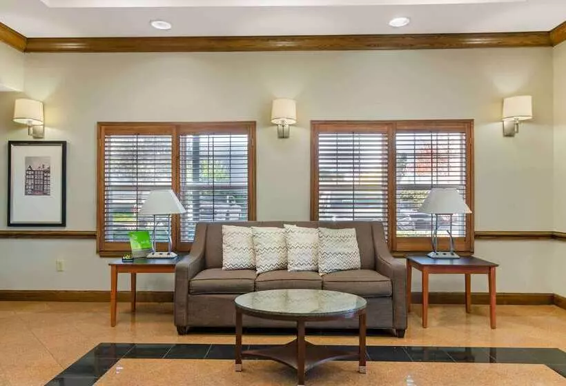 فندق Extended Stay America Suites  Kansas City  Lenexa  87th St