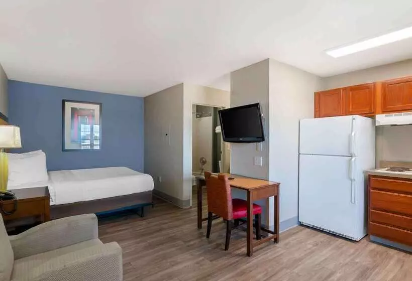 فندق Extended Stay America Suites  Kansas City  Lenexa  87th St