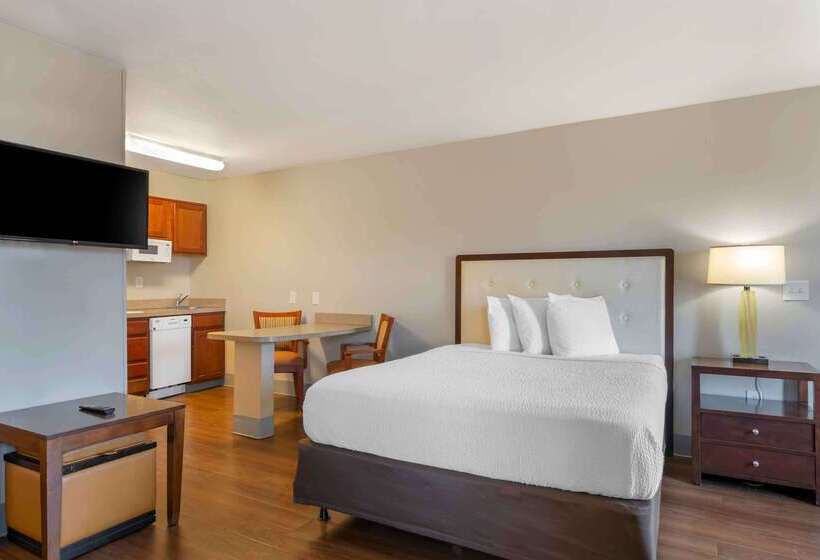 فندق Extended Stay America Suites Kansas City Lenexa 87th St