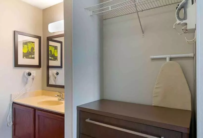فندق Extended Stay America Suites  Kansas City  Lenexa  87th St