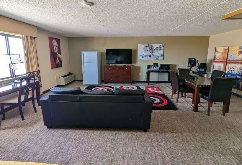 בית מלון כפרי Super 8 By Wyndham Wichita North