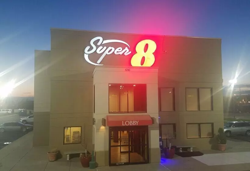 ホテル Super 8 By Wyndham Wichita North